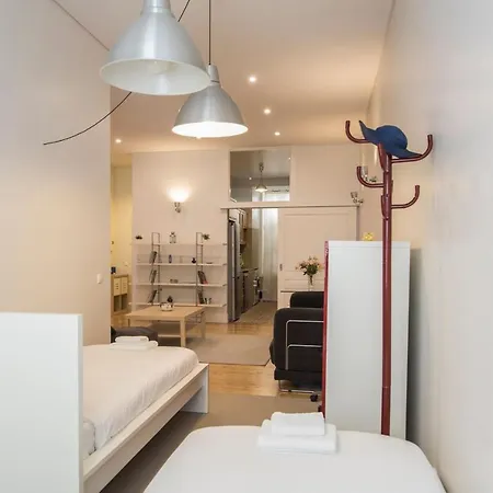 Lovelystay - Downtown Cosy Wonder Lisbon Exterior photo